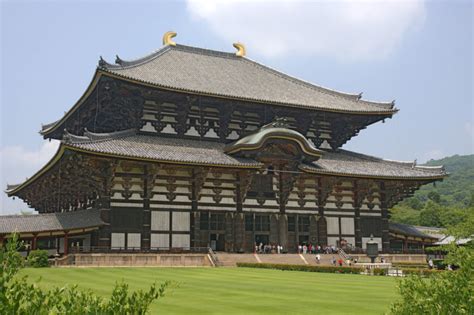 東大寺大仏殿 写真 と その周辺の文化的考察